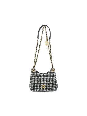 Chanel Shoulder Bag Black